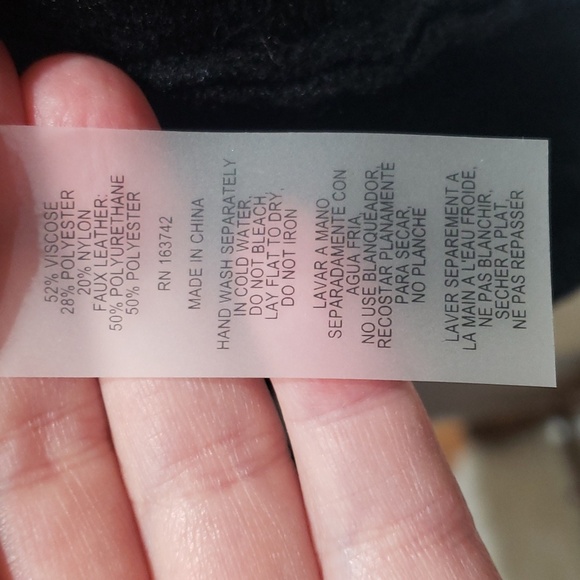 Nwt Sioni xl and large black sweater - Picture 4 of 9